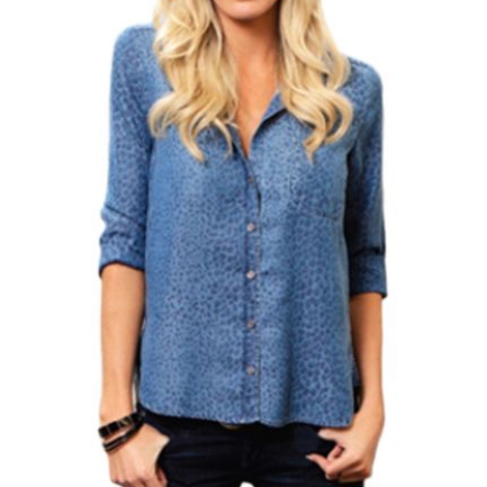 Bella Dahl Blue Cheetah Chambray Button Down - Gem